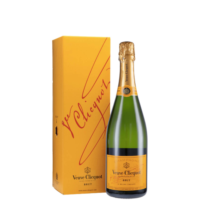VEUVE CLICQUOT CHAMPAGNE BRUT YELLOW LABEL WITH CASE 75cl. VEUVE CLICQUOT CHAMPAGNE BRUT YELLOW LABEL WITH CASE 75cl.