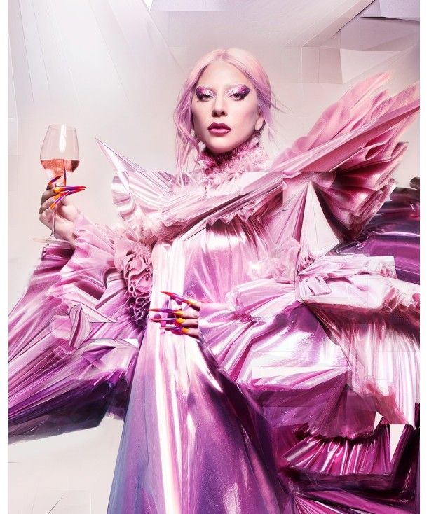 DOM PERIGNON Champagne LADY GAGA ROSÉ 2006 with case 75cl.