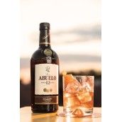 ABUELO RON 12 Years with case 70cl.